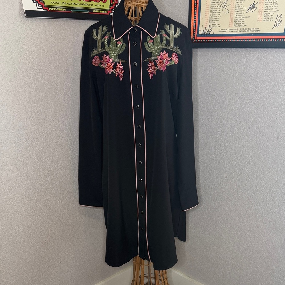 Roper Black Long Sleeve Dress with Floral Cactus Embroidery
